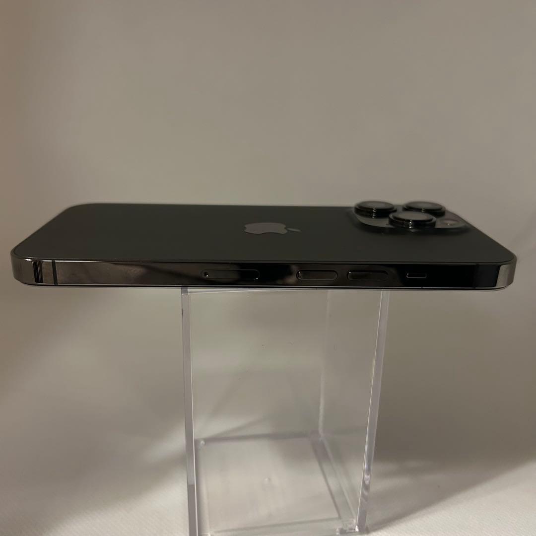 iPhone 13proバッテリー100%、画面新品