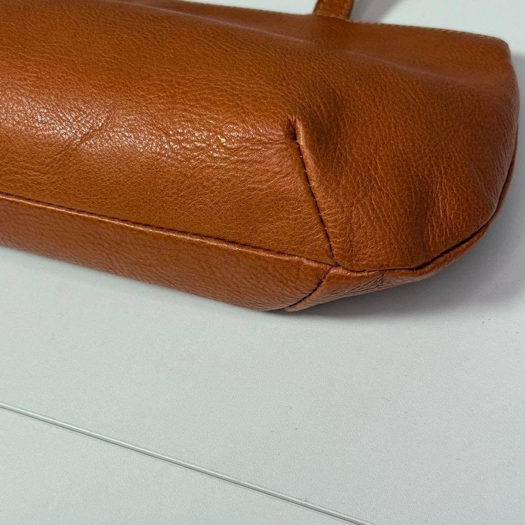 【良品】イルビゾンテ レザー ハンドバッグ ロゴ刻印 キャメル イタリア製