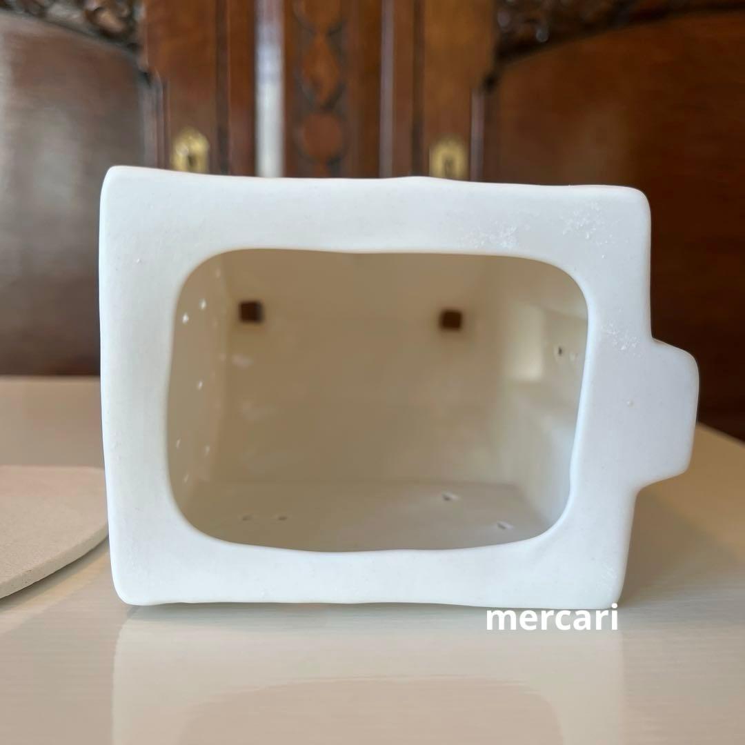 アトリエルンド　スモーヒュース　ハウス型キャンドルホルダー　出窓のある家