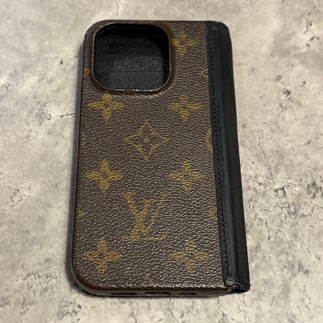 LOUIS VUITTON 手帳型ケース　iPhone14pro