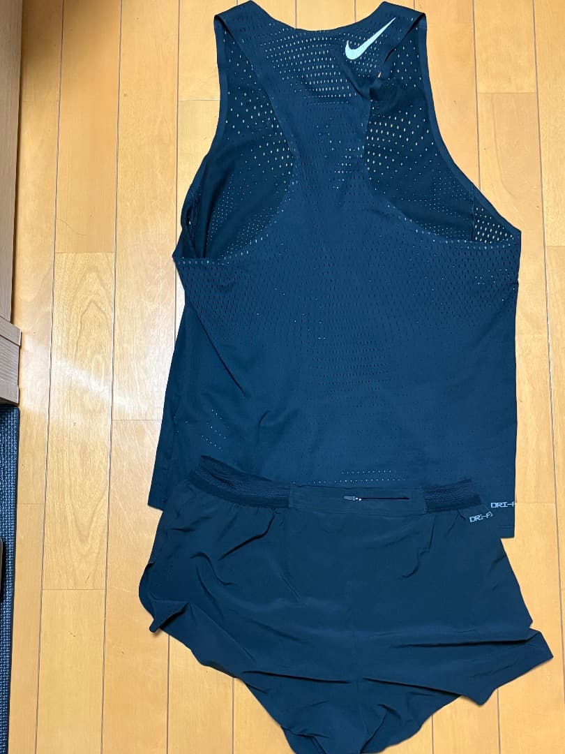 NIKEエアロスイフトシングレット＆ショーツ