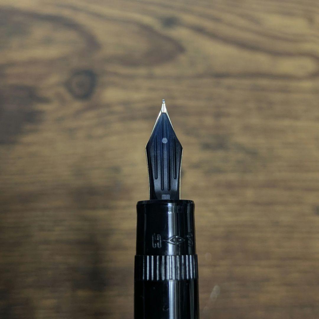 【PILOT廃版】万年筆　初代ジャスタス　F字　14K