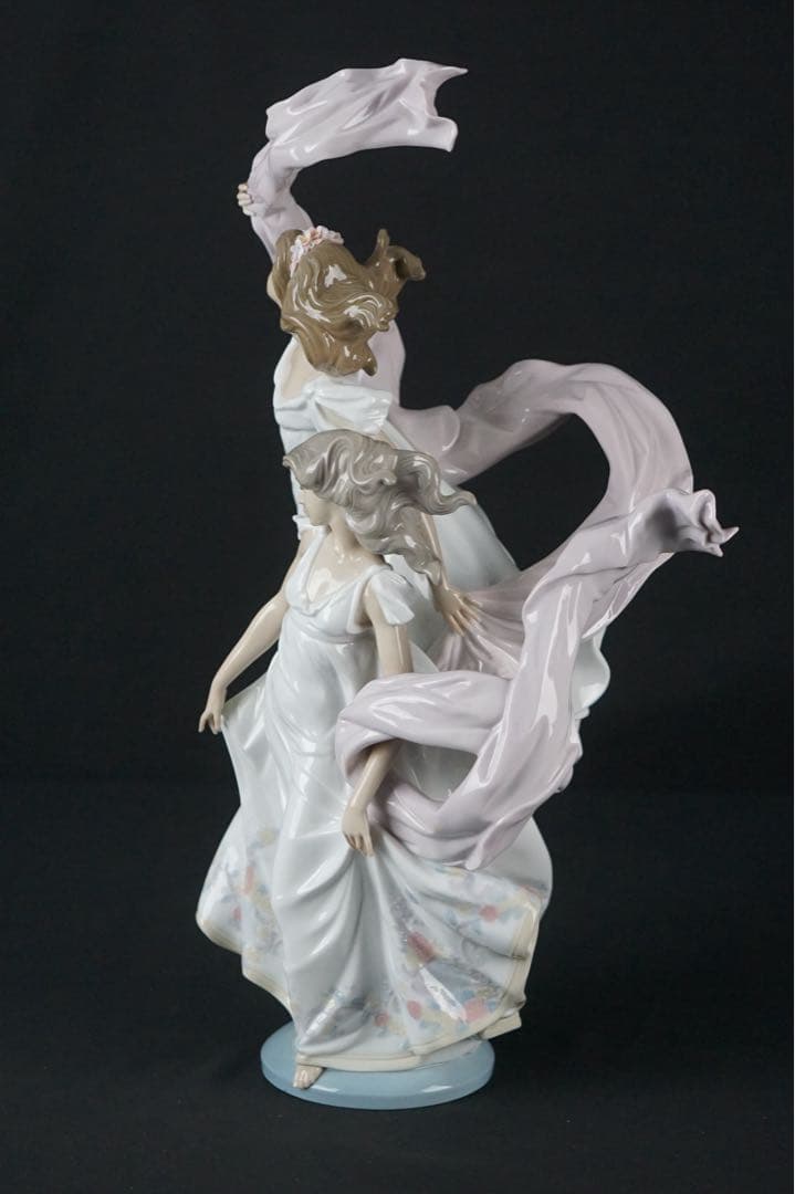 リヤドロ 「自由への賛歌」 Lladro