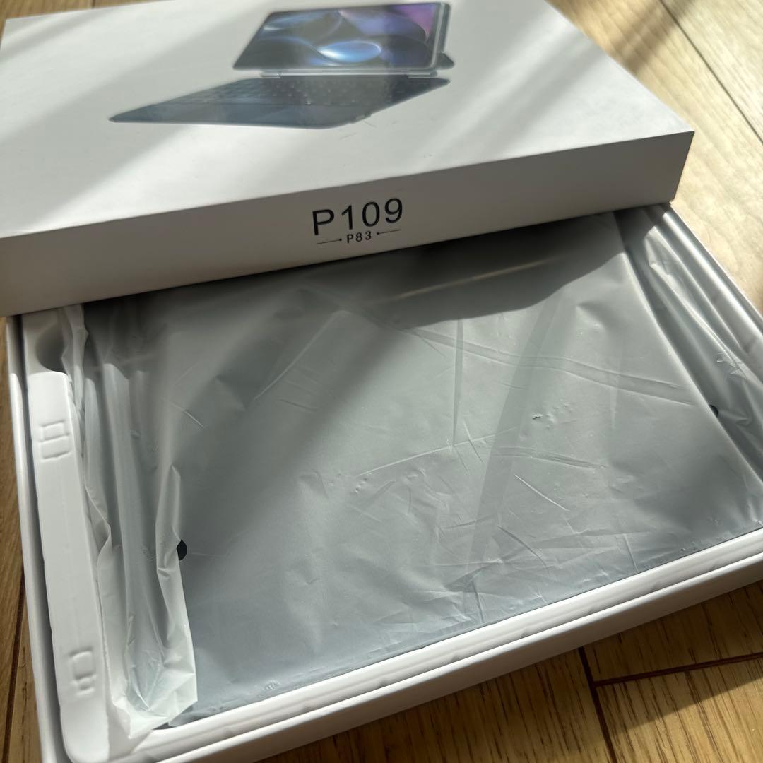 ipad mini6.7用　マジックキーボードケース　【黒】ほぼ新品