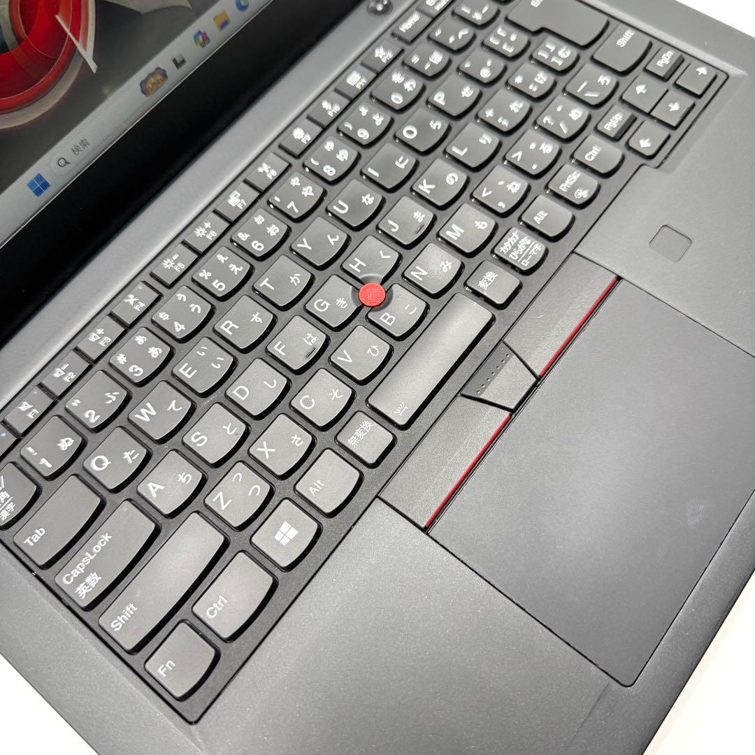 準美品 ThinkPad 第8世代i7 16GB SSD512 11pro 軽量