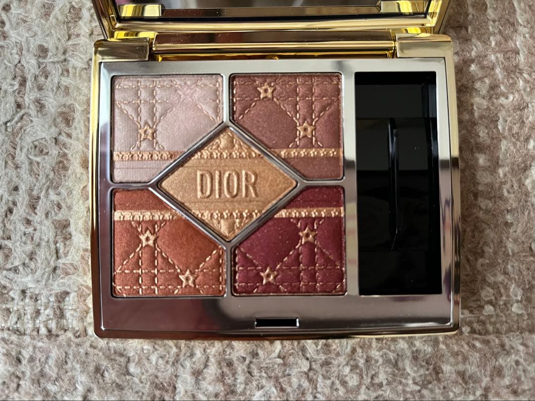 限定品　Dior ディオールショウサンククルール　636ファイアリーサーカス