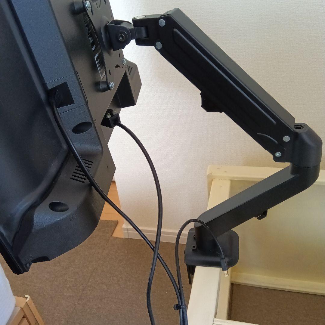 液晶テレビ　２４インチ