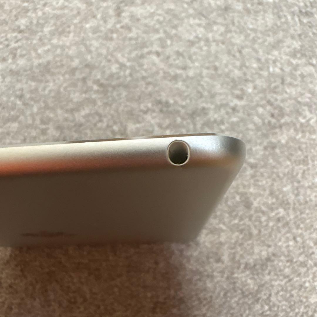動作確認済Apple iPad Air 2 128GB Wi-Fiモデルシルバー