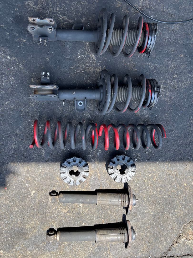 日産　ＮＩＳＳＡＮ　エルグランド　Ｅ５２　 S-tuneサスペンションキット