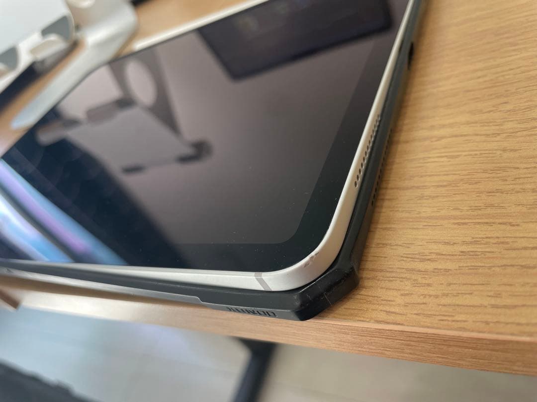 p*m様 iPad Pro 11インチ　第一世代シルバー ＋Apple Penc