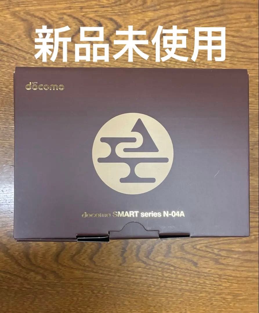 docomo 携帯電話　N-04A amadana