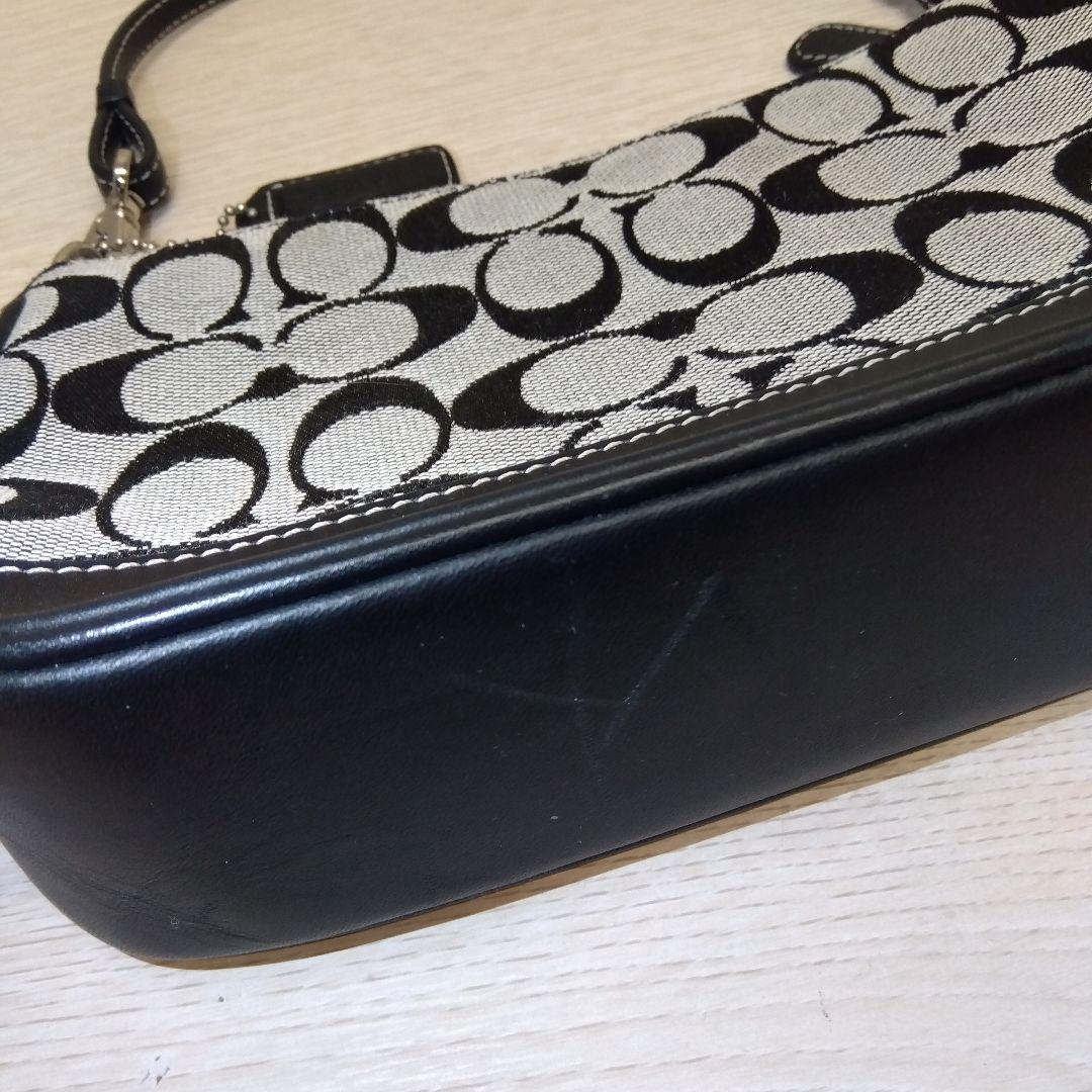 COACHバック　アクセサリーポーチ シグネチャー