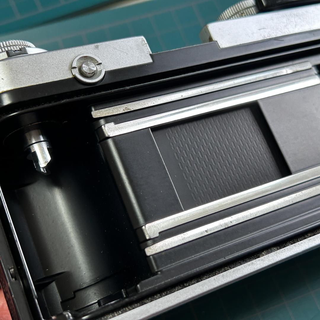 NIKON F2 フィルムカメラ 2台 ジャンク品 部品取り 中古品