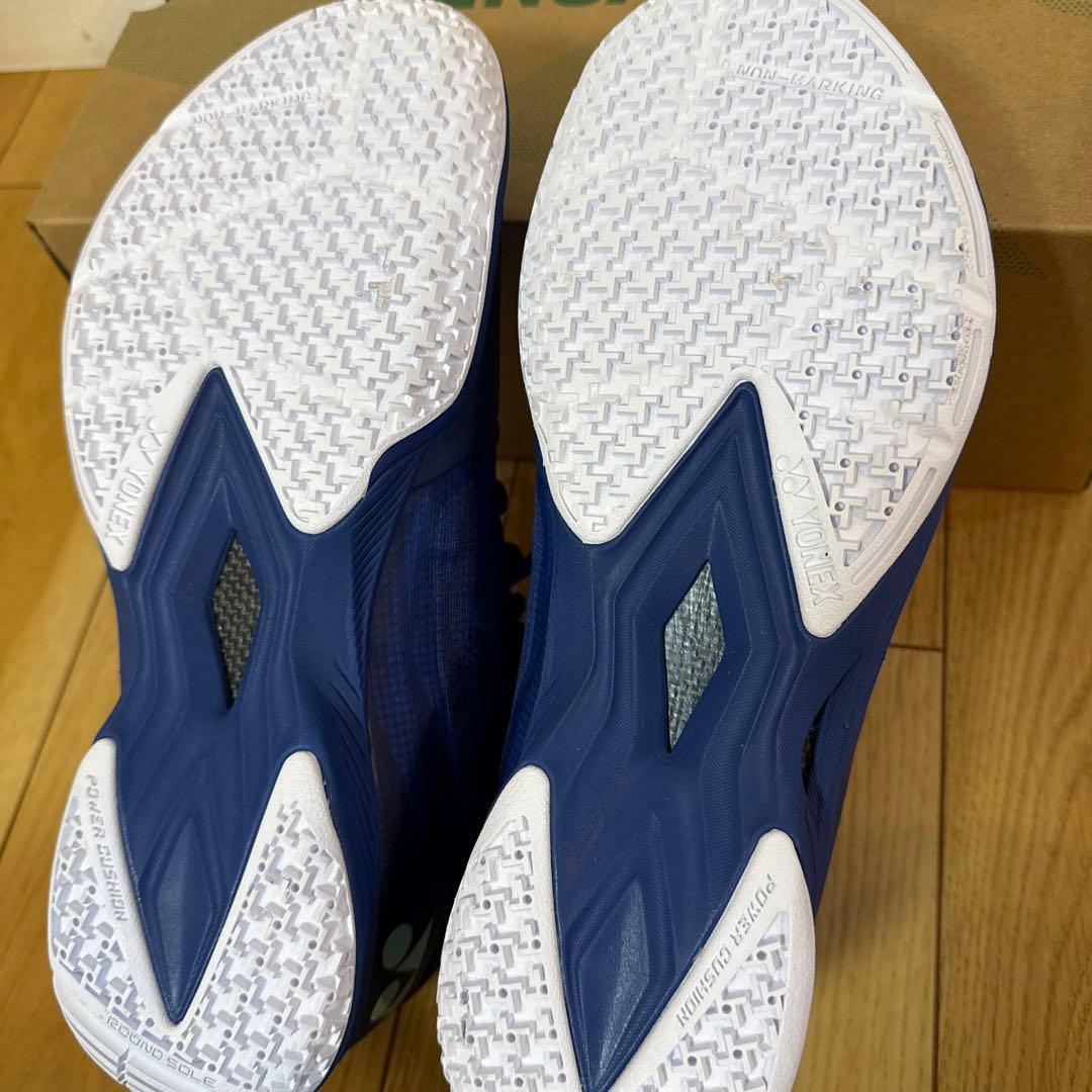 【YONEX】バドミントンシューズ　26.0㎝/2121