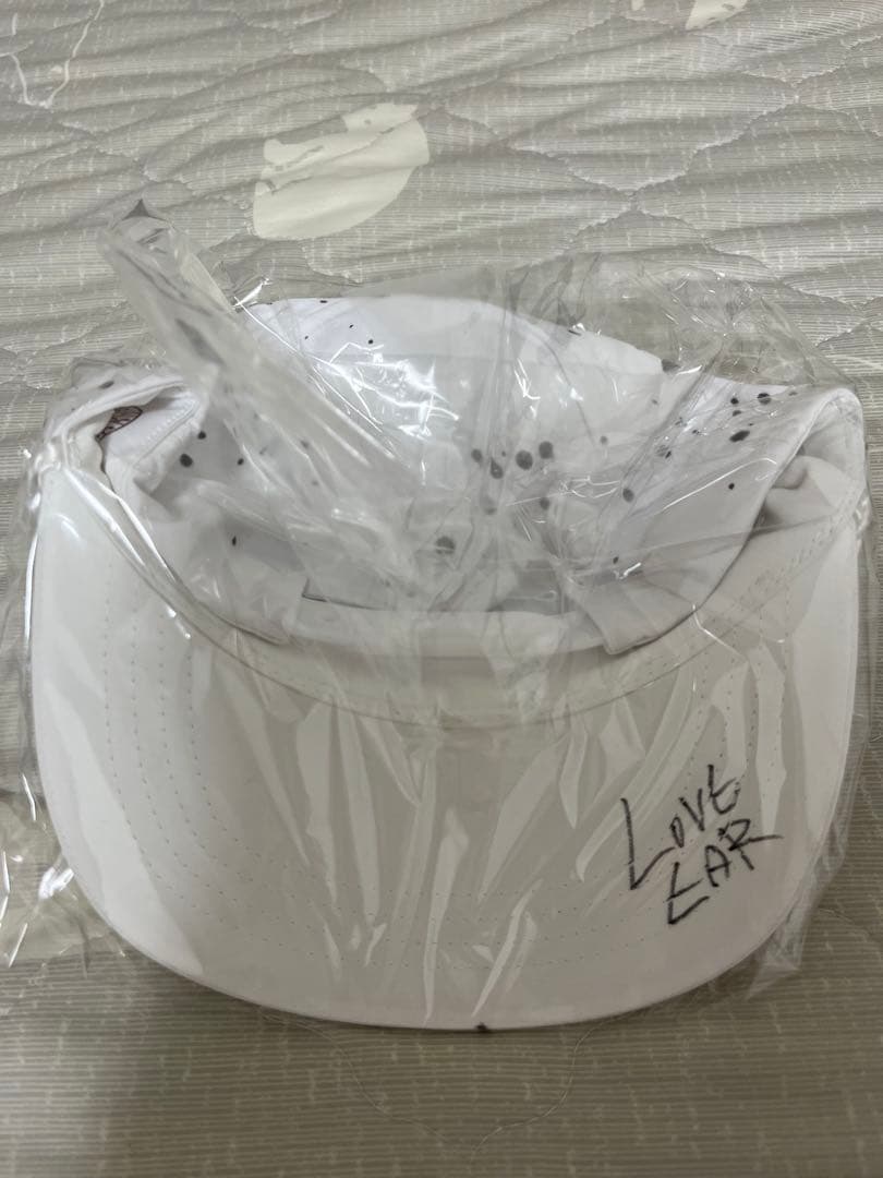 LOVE EAR ART 個展限定 メッシュキャップ