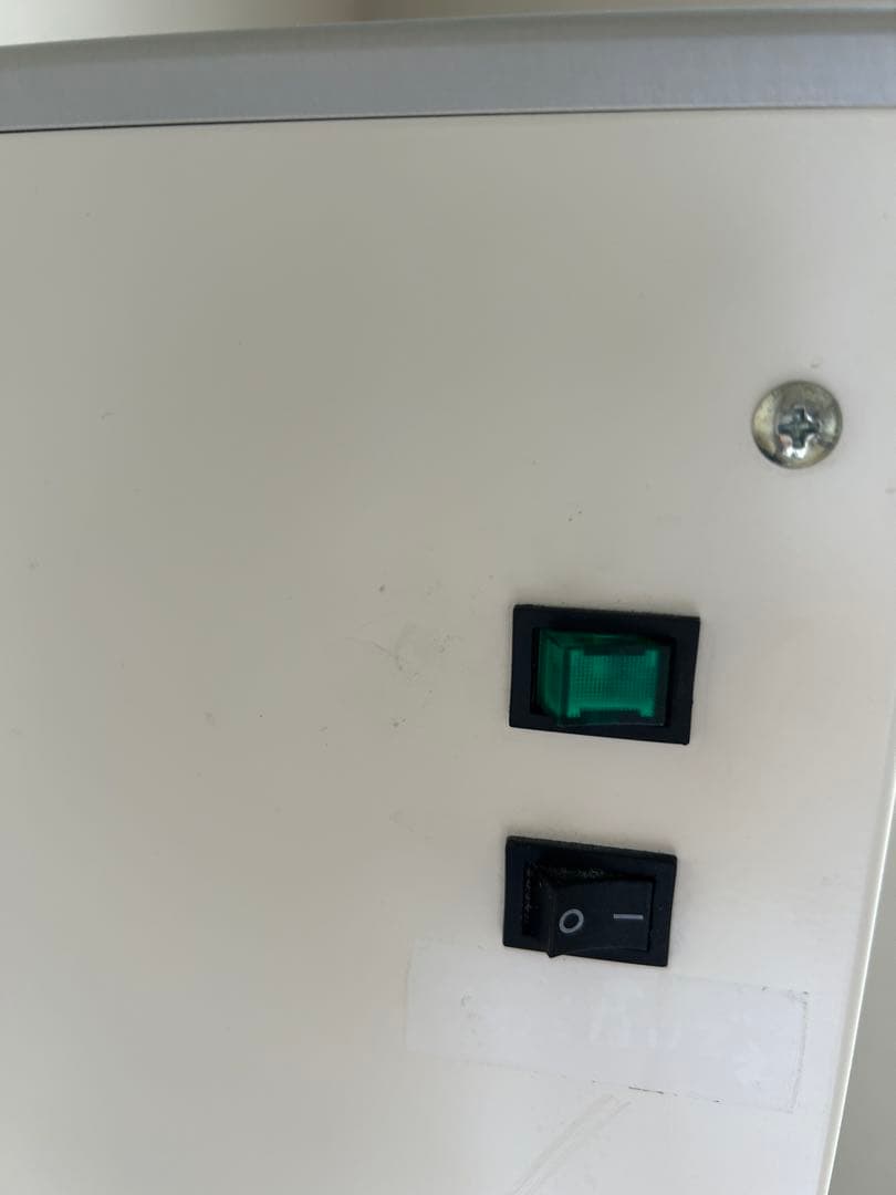 UVC エアステリライザー　殺菌ランプ型空気清浄装置A-101W 30畳　業務用