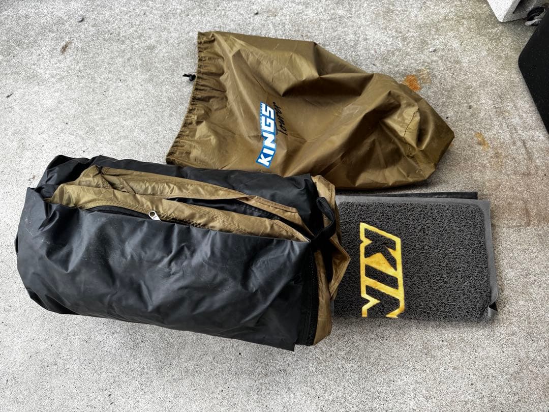 アドベンチャーキングス ルーフトップテント　アネックス付き