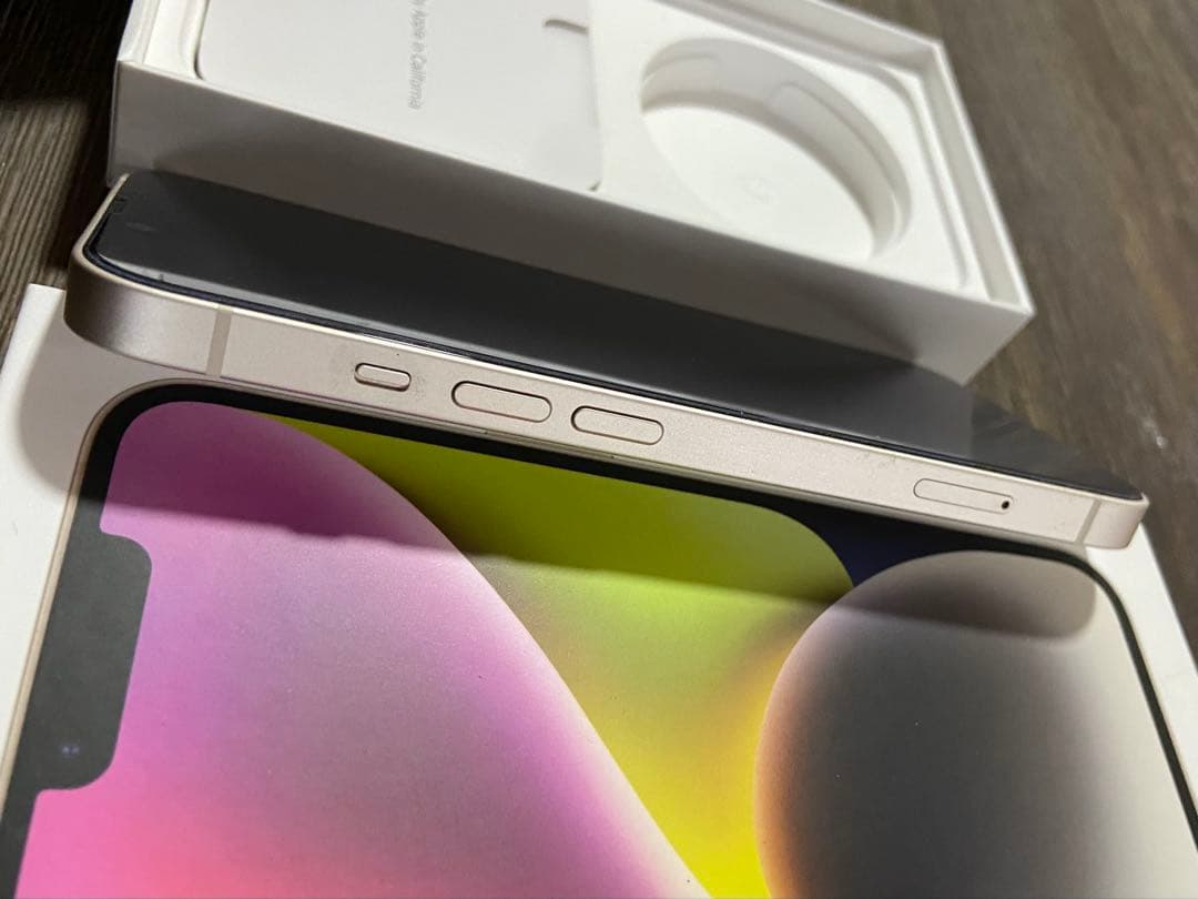 iPhone 14 本体 128GB ホワイト 88%