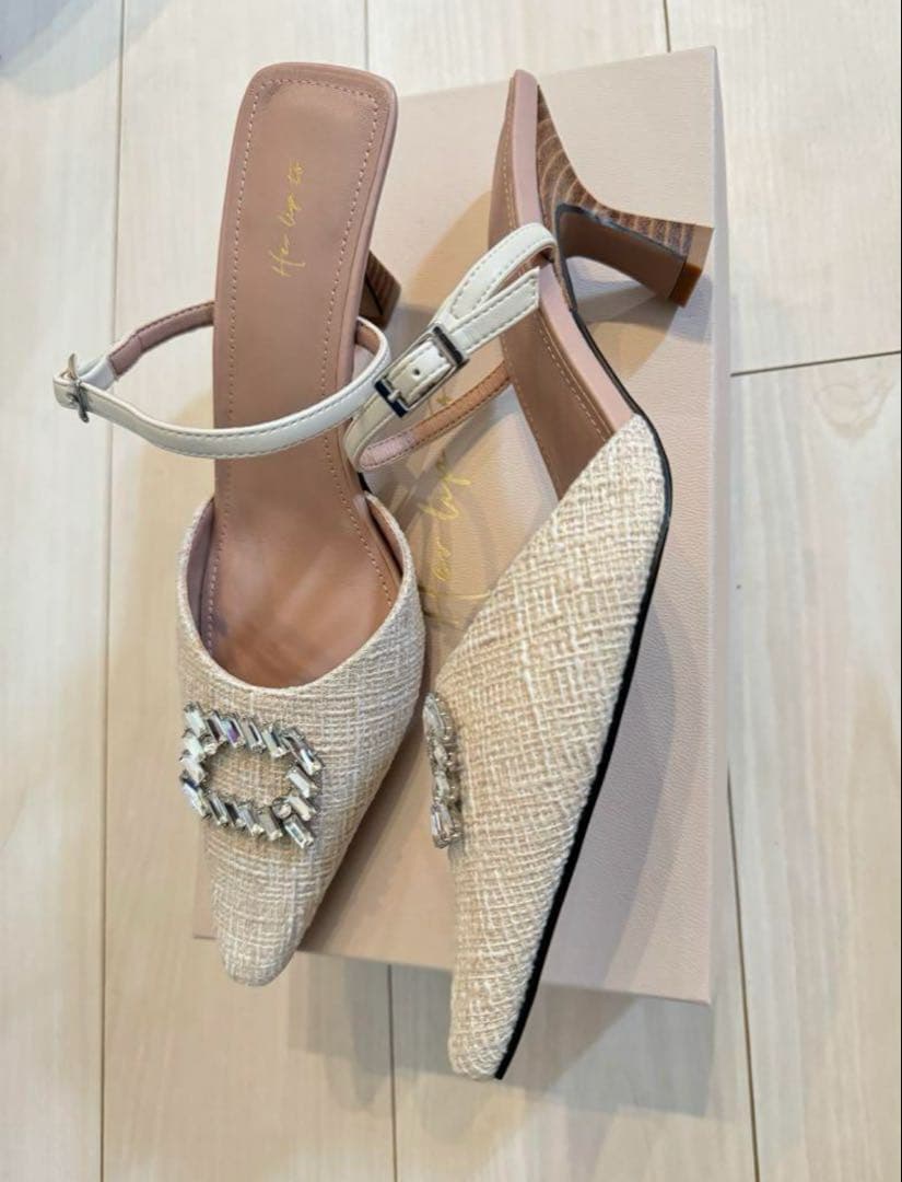 正規品 新品未使用 Herlipto Tweed Crystal Mules