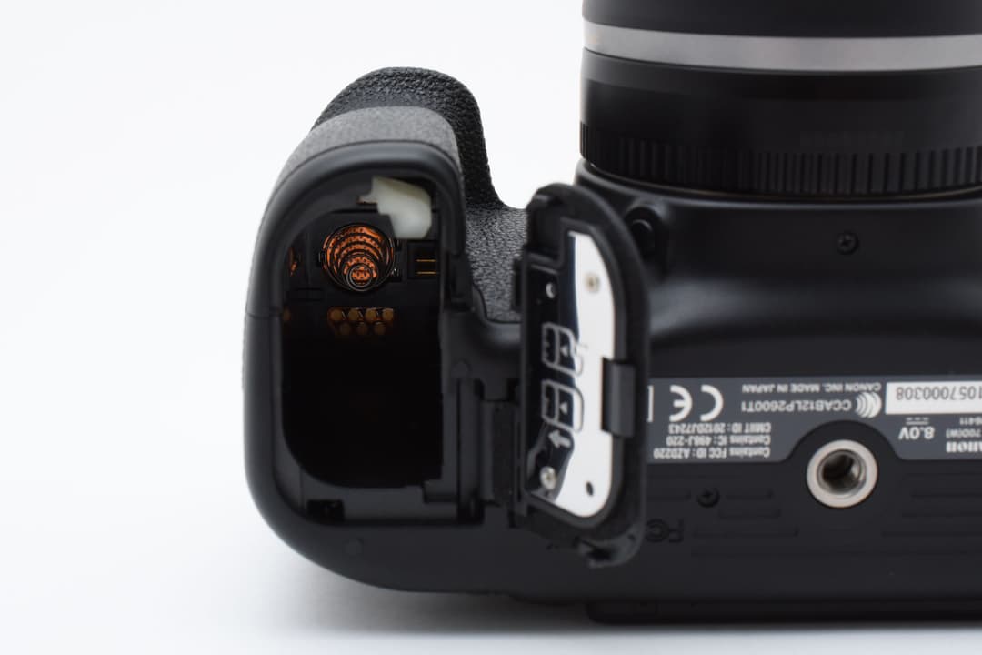 超美品 Canon EOS 70D Wi-Fi搭載 キャノン #8472