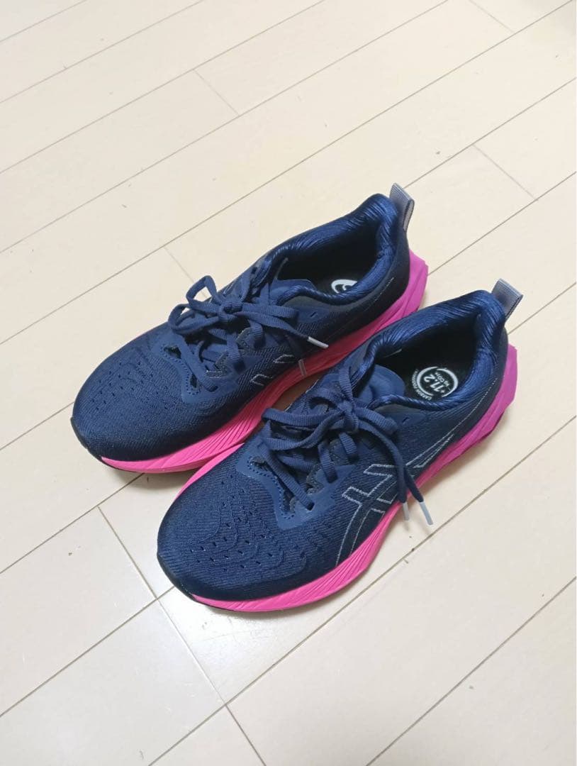 スパイク・シューズ asics NOVABLAST4