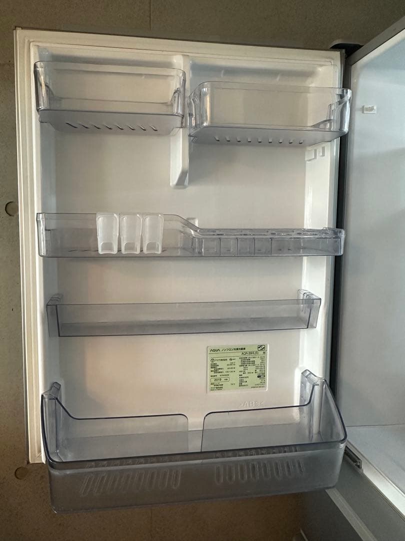 断*中様 【美品】AQUA冷蔵庫 シルバー 355L 定価115,280円