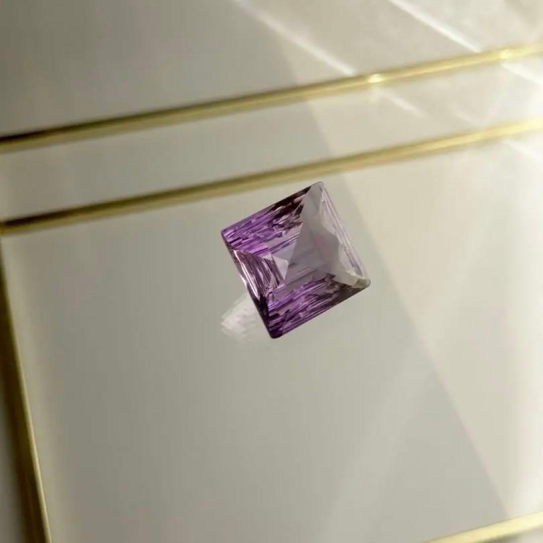 宝石質アメジスト レーザーカット ルース　インテリア　置物