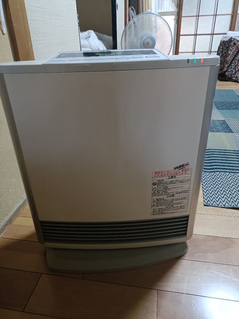 RC-L4001NP-2 LPガスファンヒーター　ホース無し