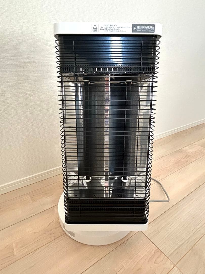 【極美品】ダイキン 遠赤外線暖房機 セラムヒート 説明書付き